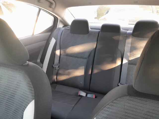 Used 2021 Nissan Versa SV FWD image 14