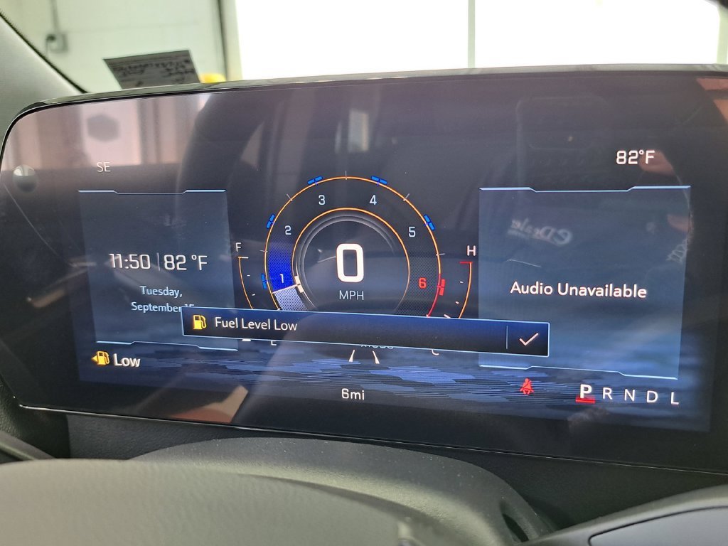 New 2027 Chevrolet Traverse LT w/ Driver Confidence Package FWD image 8