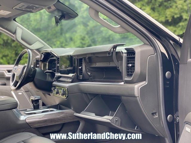 Used 2022 Chevrolet Silverado 1500 LTZ w/ LTZ Premium Package AWD/4WD image 24