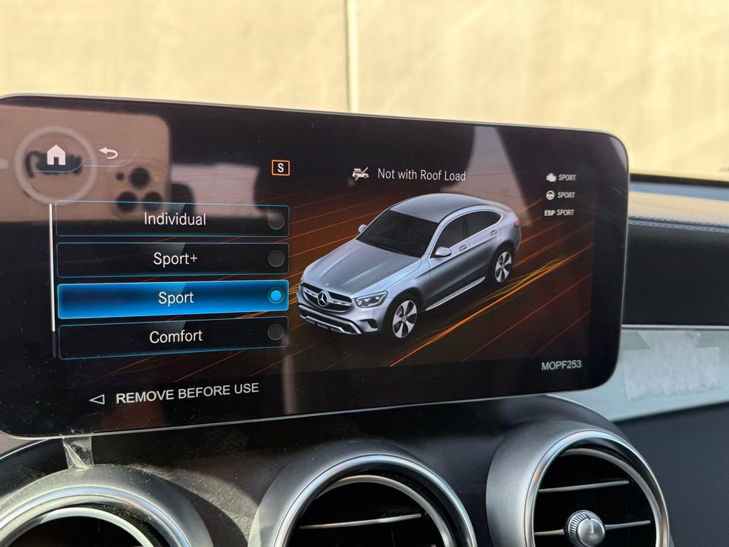 Used 2023 Mercedes-Benz GLC 300 4MATIC Coupe image 10