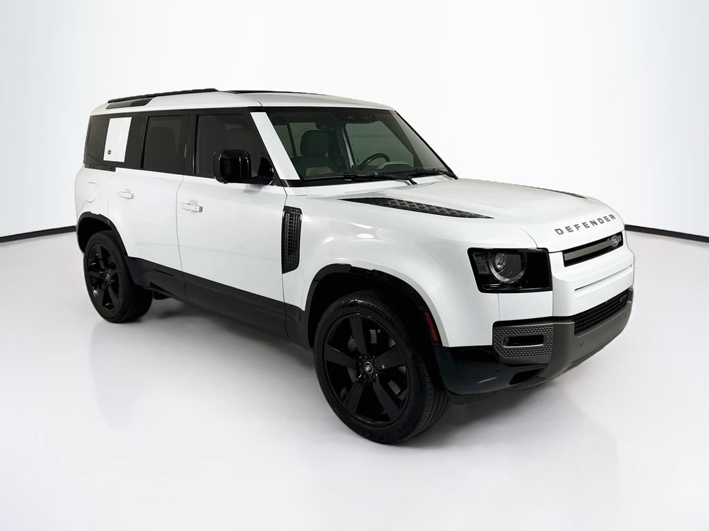 Used 2022 Land Rover Defender 110 X-Dynamic SE AWD/4WD image 3