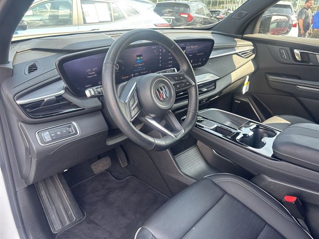 Certified 2025 Buick Enclave Sport Touring w/ Trailering Package, 5000 lbs. FWD image 10