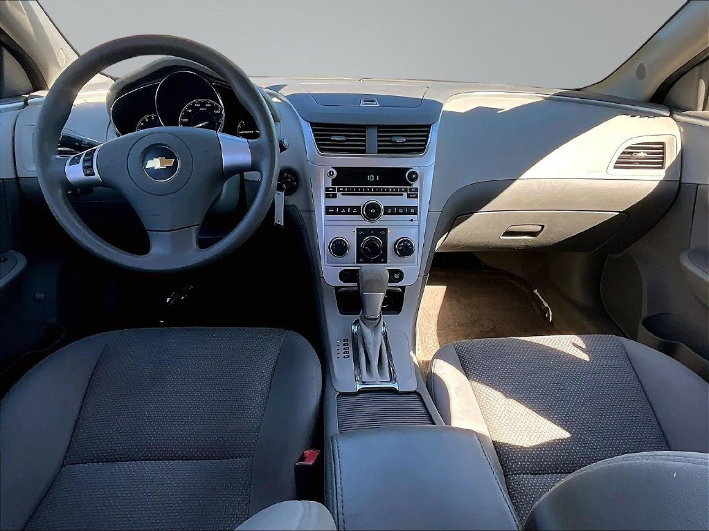 Used 2011 Chevrolet Malibu LS FWD image 9