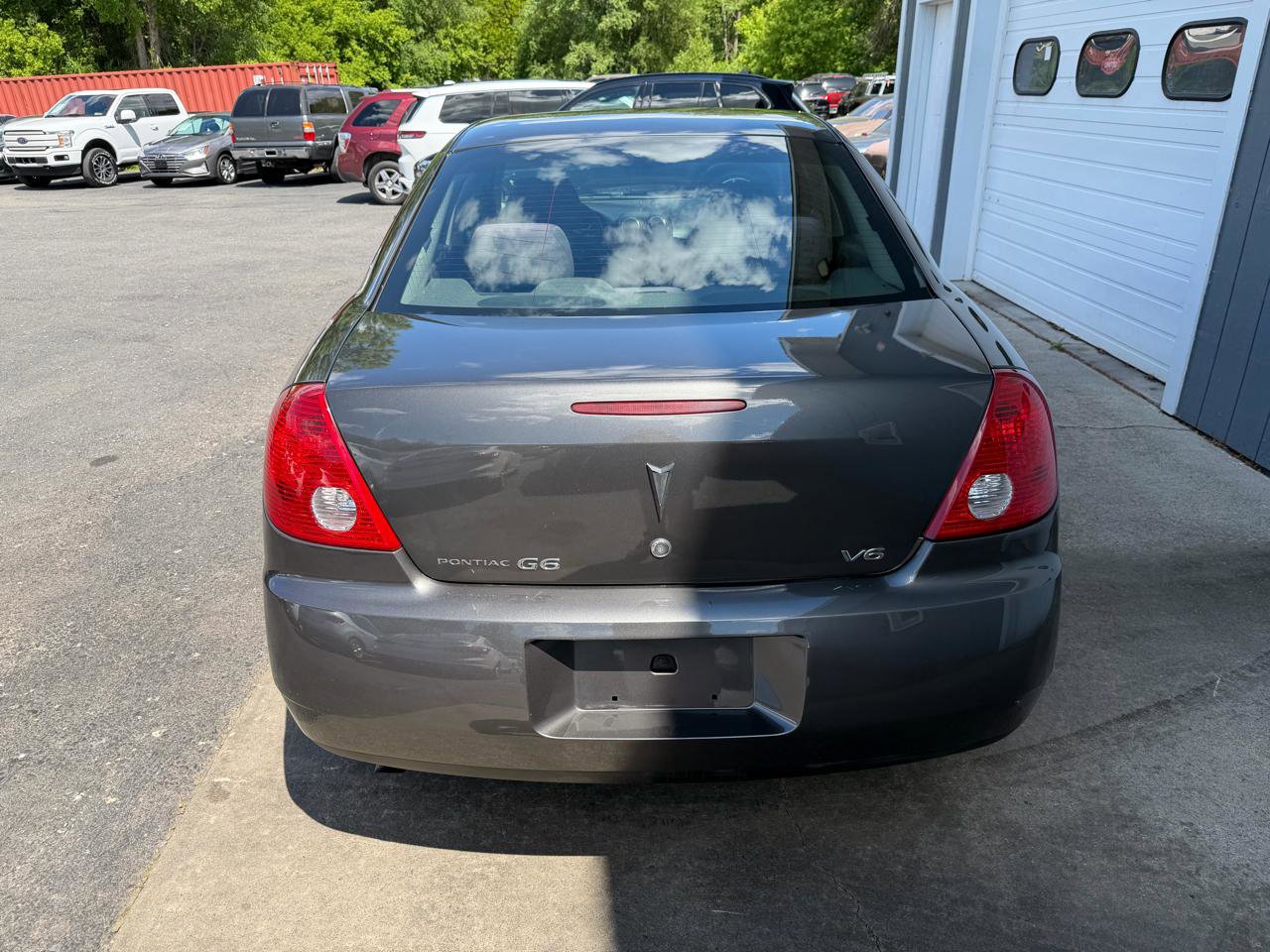 Used 2005 Pontiac G6 Sedan w/ Drivers Package FWD image 5