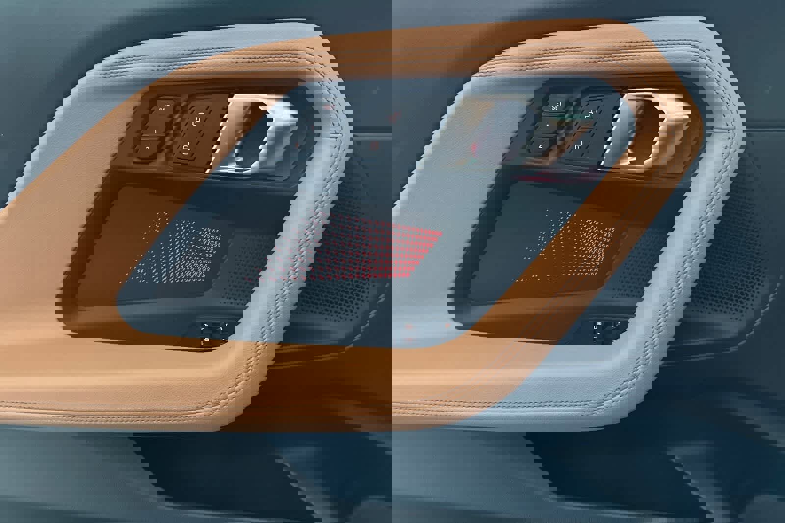 Used 2025 BMW 230i Coupe w/ Premium Package image 12