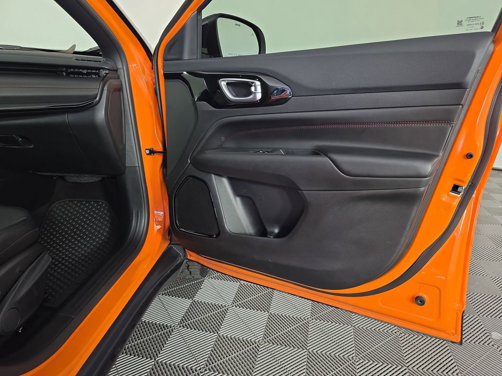 New 2026 Jeep Compass Trailhawk AWD/4WD image 33