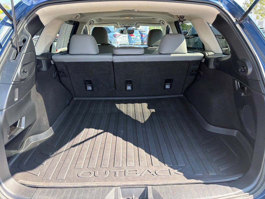 Used 2019 Subaru Outback 2.5i Limited AWD/4WD image 29