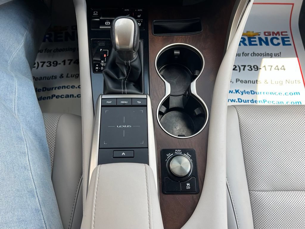 Used 2020 Lexus RX 350L FWD w/ Premium Package image 19