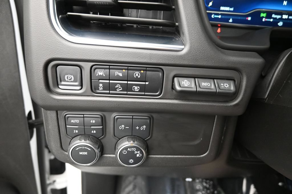 Used 2024 Chevrolet Tahoe Premier AWD/4WD image 20