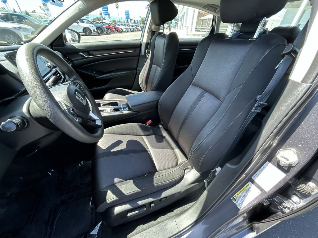 Used 2019 Honda Accord EX image 11