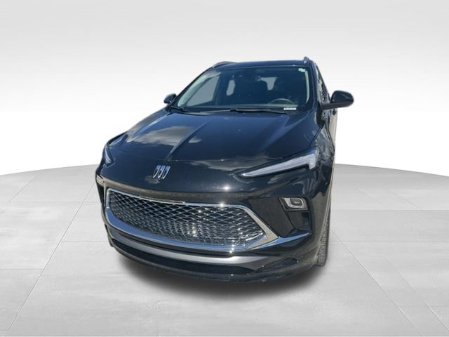 Used 2025 Buick Encore GX Avenir w/ Avenir Convenience Package AWD/4WD image 33