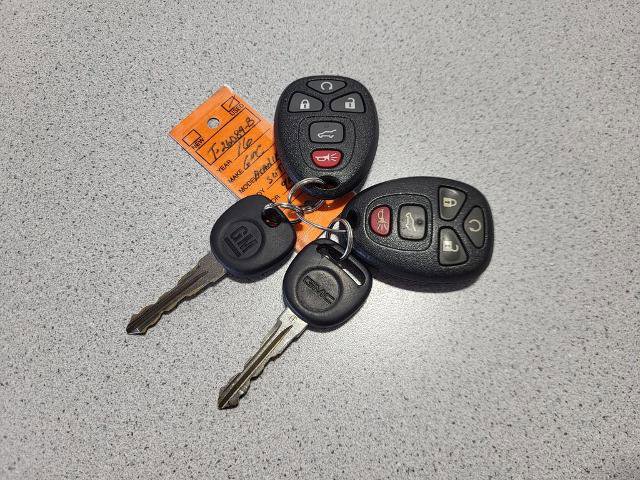 Used 2016 GMC Acadia SLT image 32