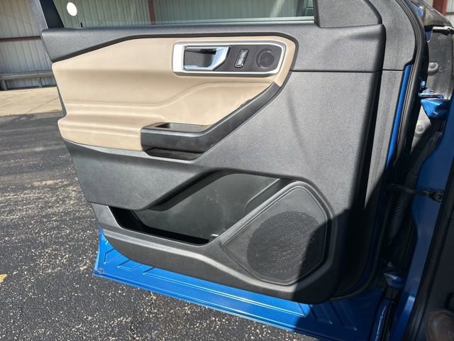Used 2020 Ford Explorer XLT w/ Equipment Group 202A image 28