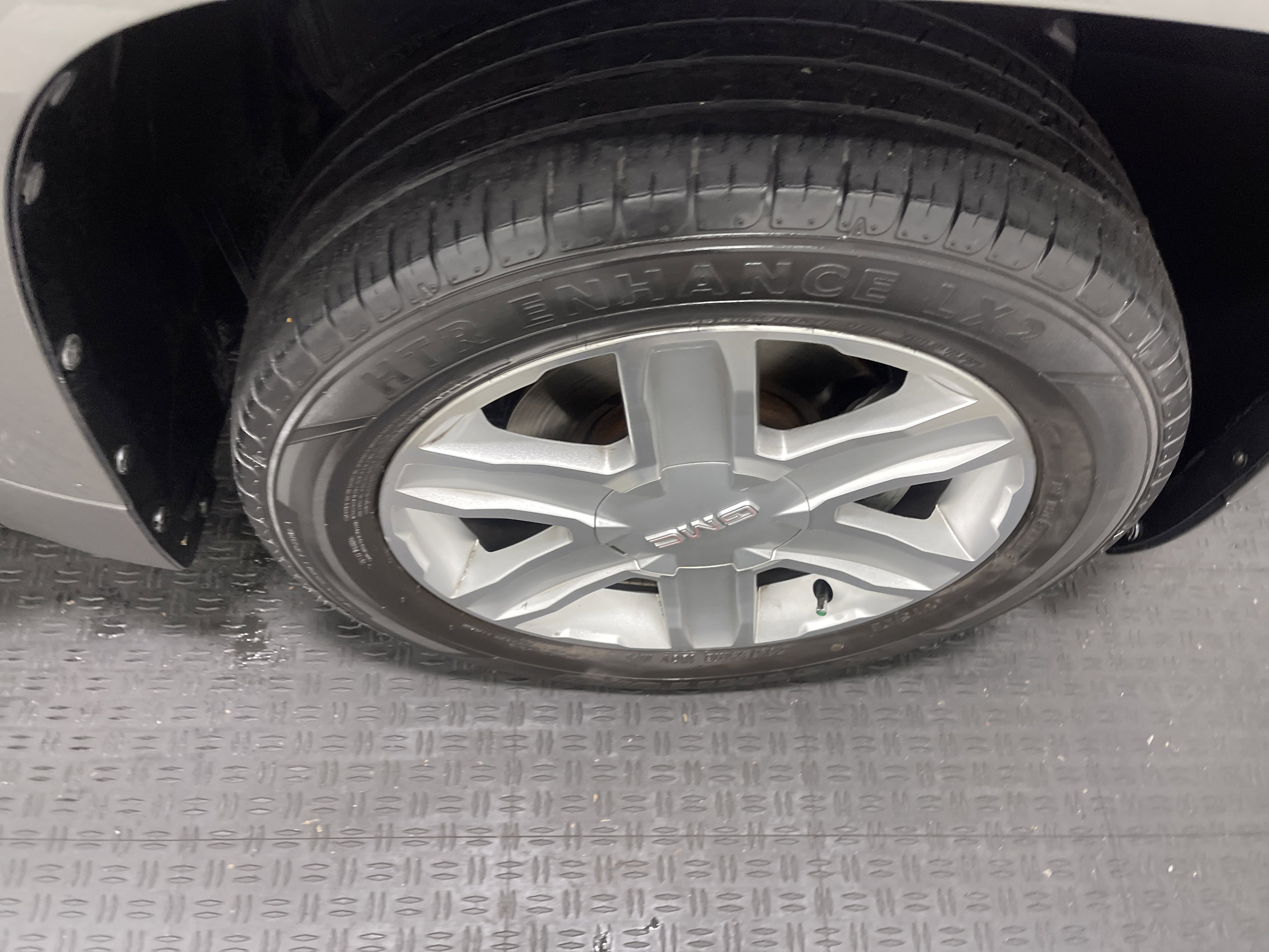 Used 2012 GMC Terrain SLE image 28