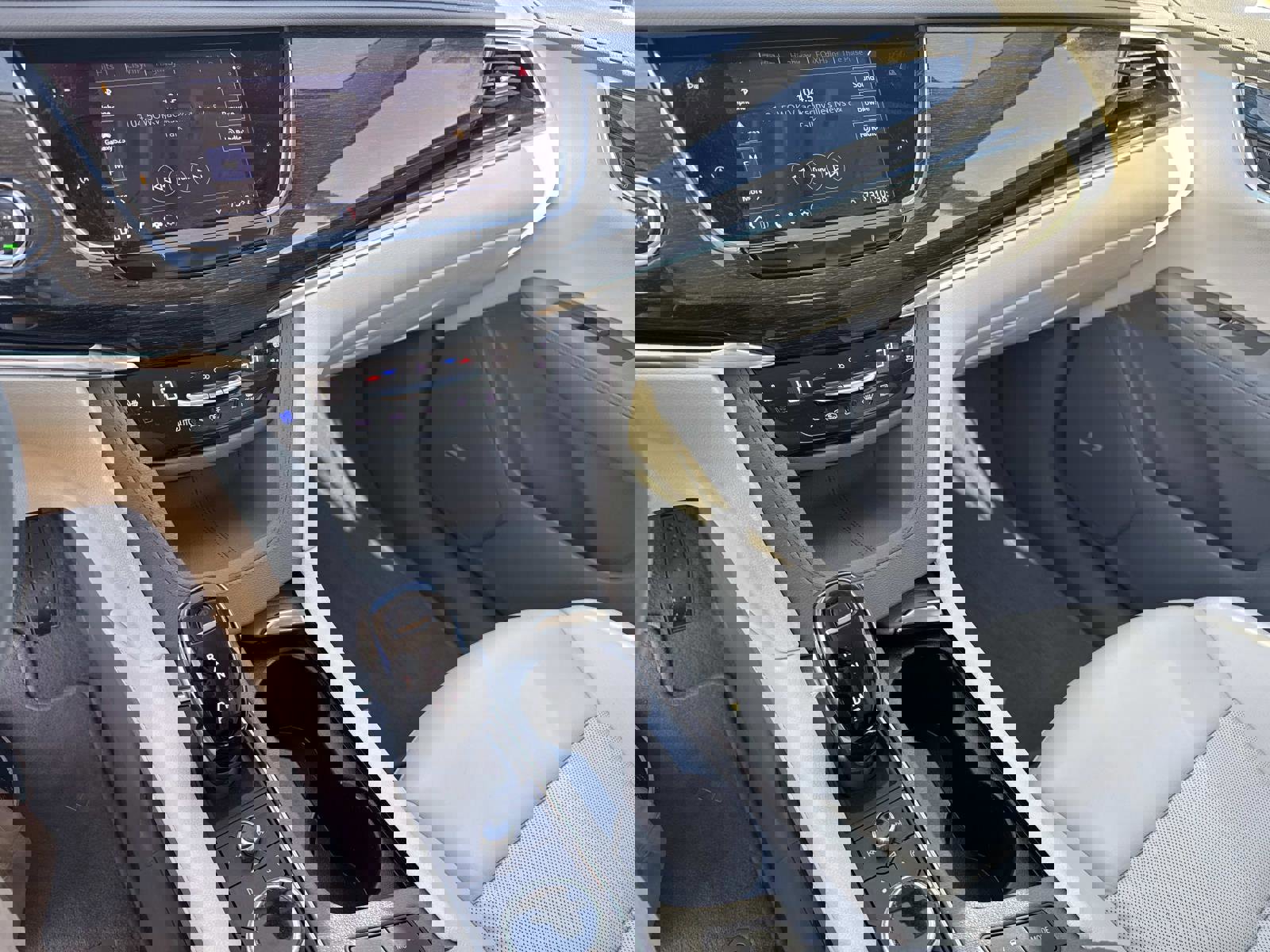 Used 2021 Cadillac XT6 Premium Luxury image 25