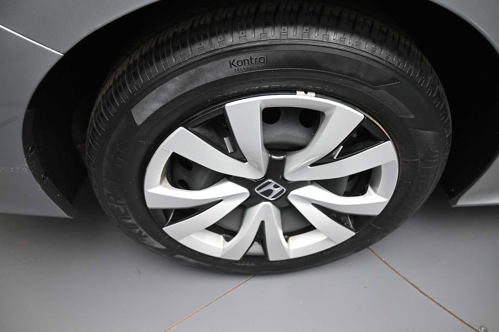 Used 2024 Honda Civic LX image 12