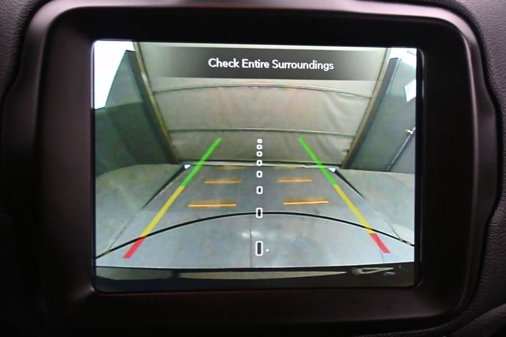 Used 2022 Jeep Renegade Altitude w/ Convenience Group AWD/4WD image 22