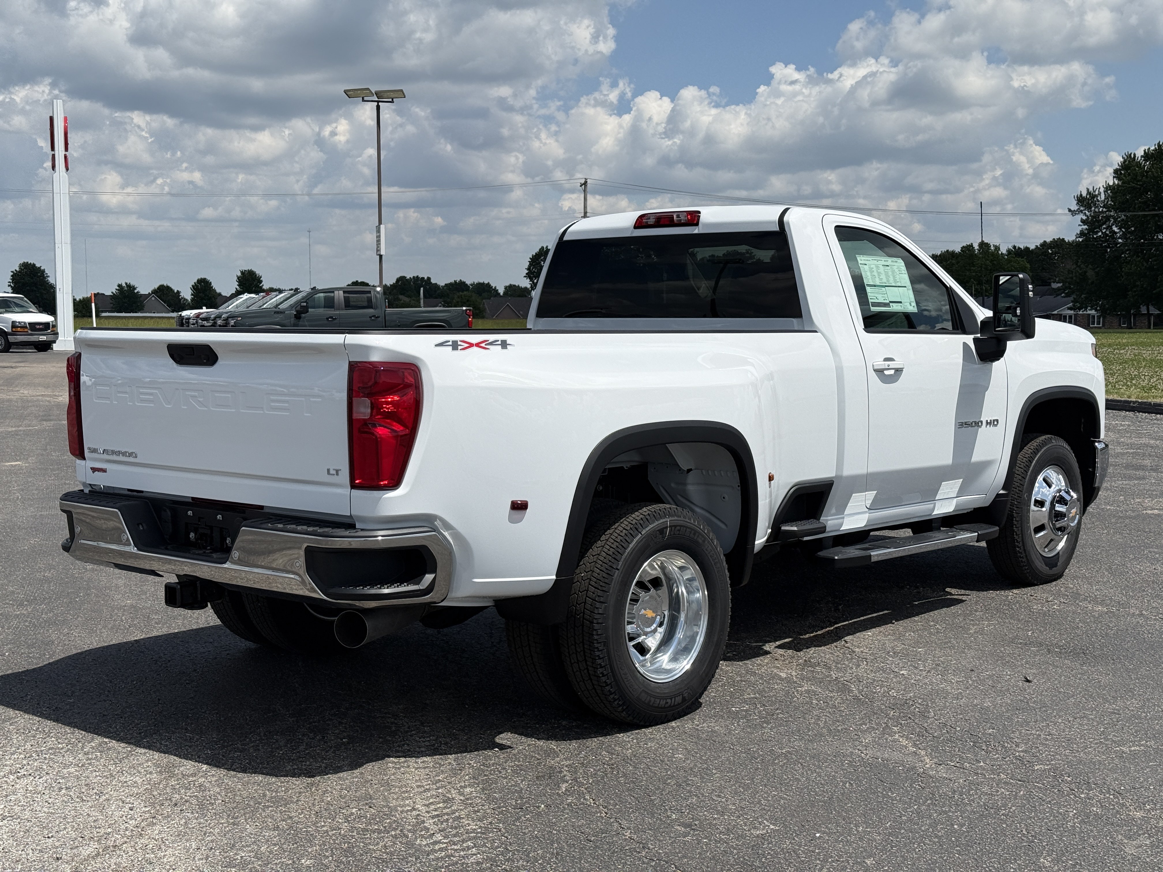 New 2026 Chevrolet Silverado 3500 LT AWD/4WD image 4