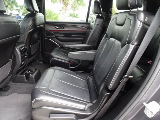 Used 2023 Jeep Grand Cherokee L Overland image 31
