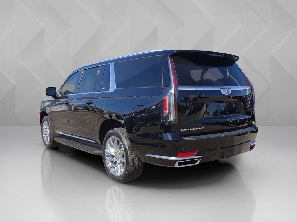 Used 2022 Cadillac Escalade ESV Premium Luxury w/ LPO, Radiant Package AWD/4WD image 3