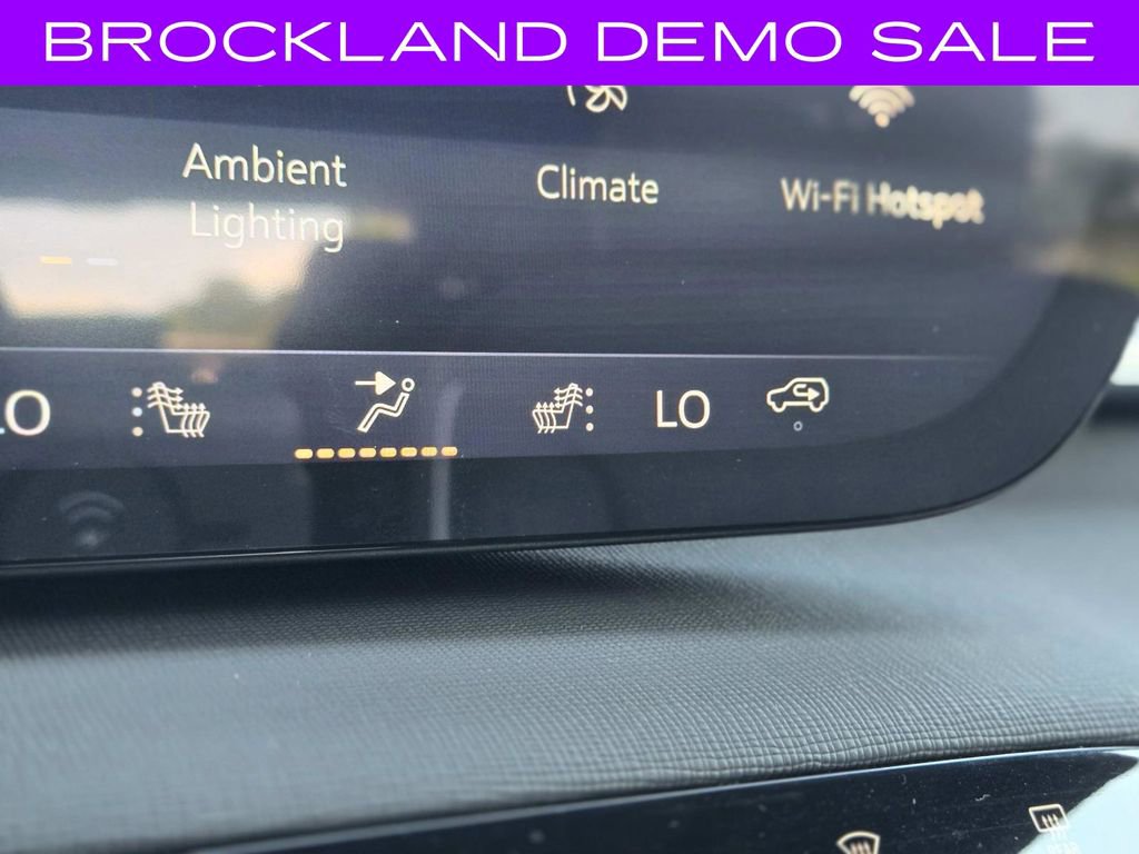 New 2026 Buick Enclave Sport Touring w/ Power Package image 27