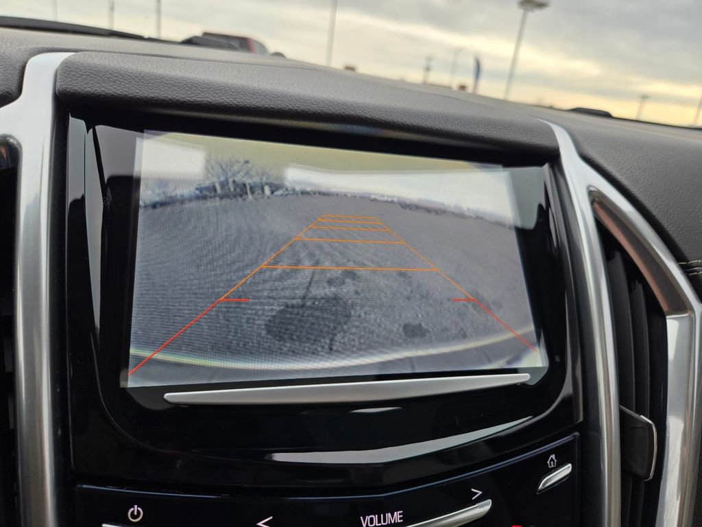 Used 2013 Cadillac SRX Luxury image 24