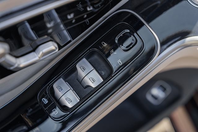 Used 2023 Mercedes-Benz S 580 4MATIC Sedan image 37