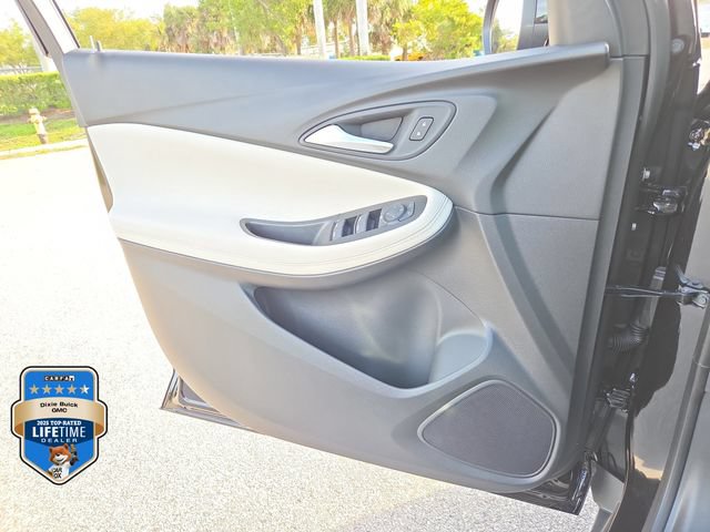 New 2026 Buick Encore GX Preferred AWD/4WD image 18