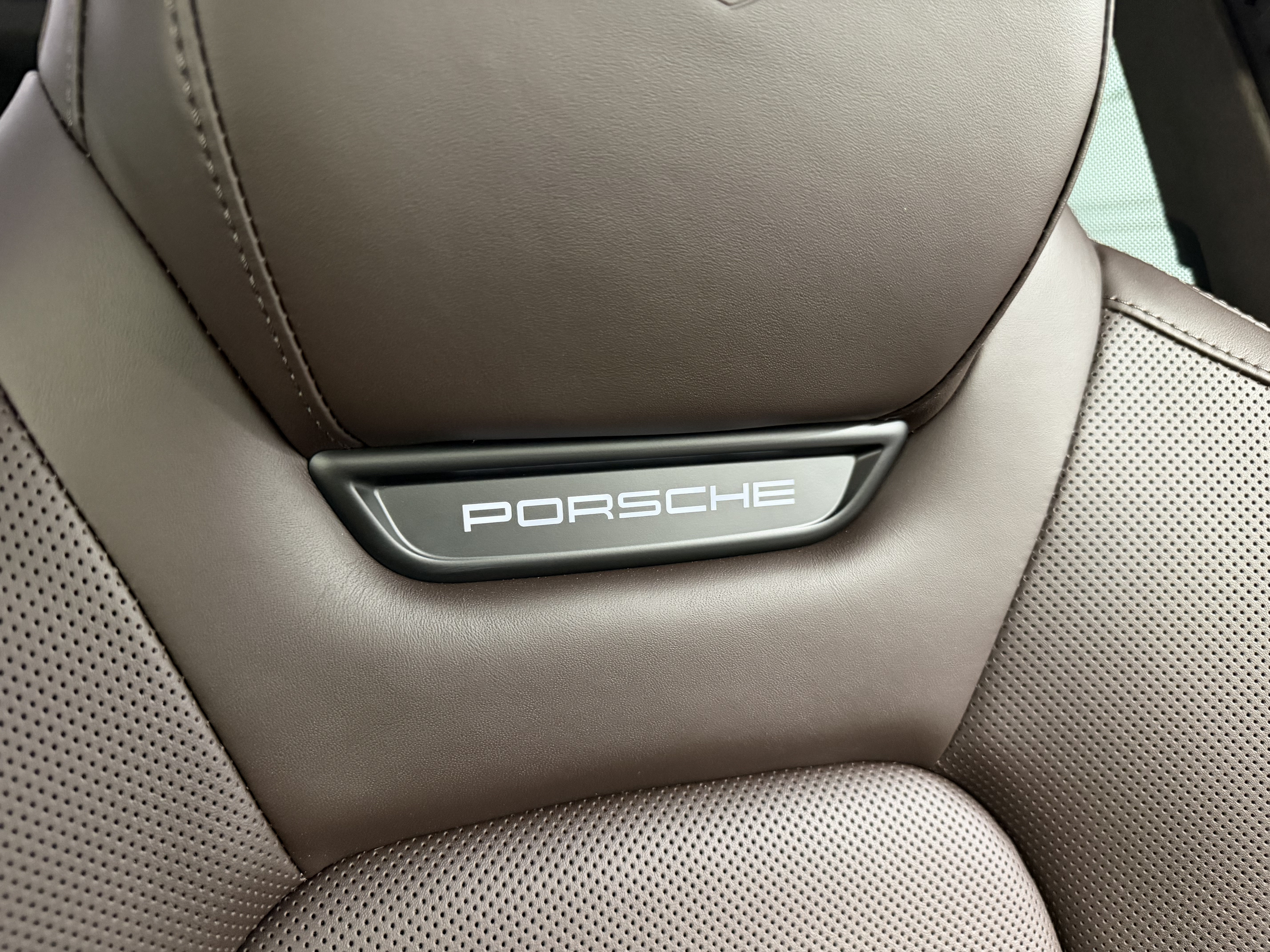 New 2026 Porsche Cayenne Turbo Electric AWD/4WD image 40