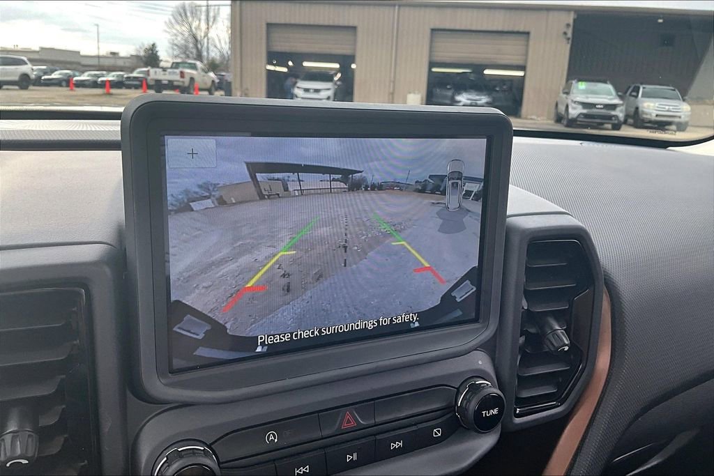 Used 2024 Ford Bronco Sport Outer Banks w/ Tech Package image 14