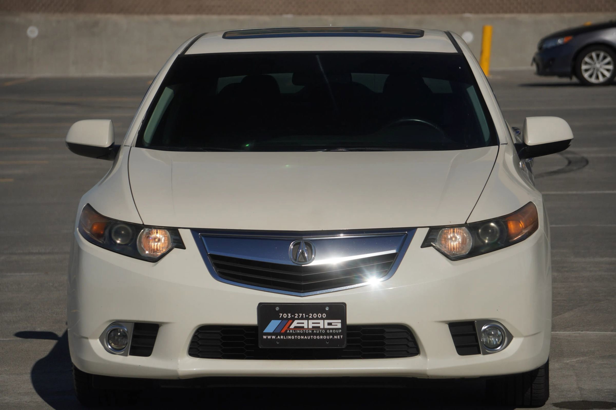 Used 2011 Acura TSX Special Edition image 3