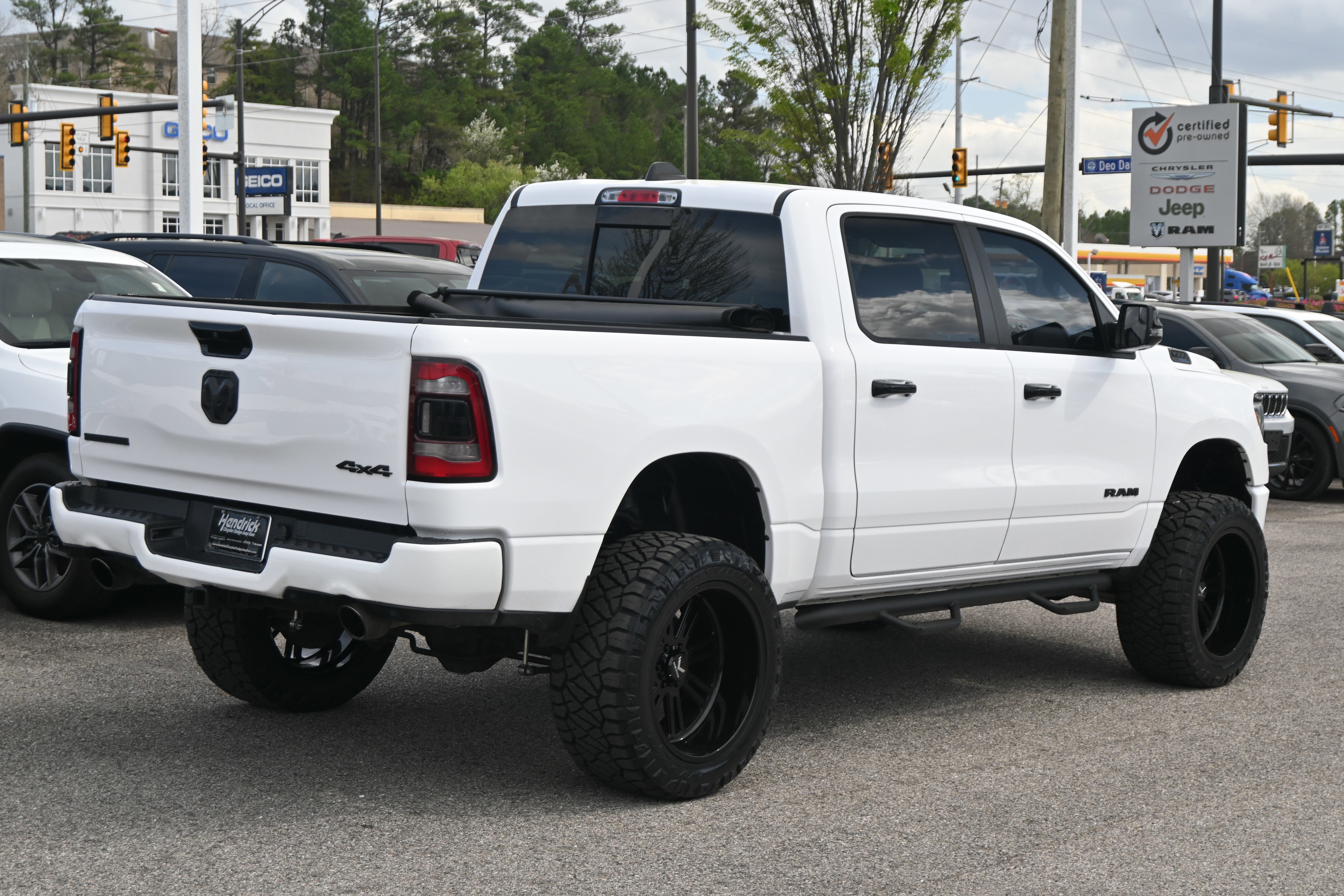 Used 2023 RAM 1500 Big Horn image 16