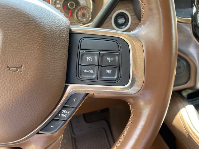 Used 2022 RAM 3500 Limited AWD/4WD image 32
