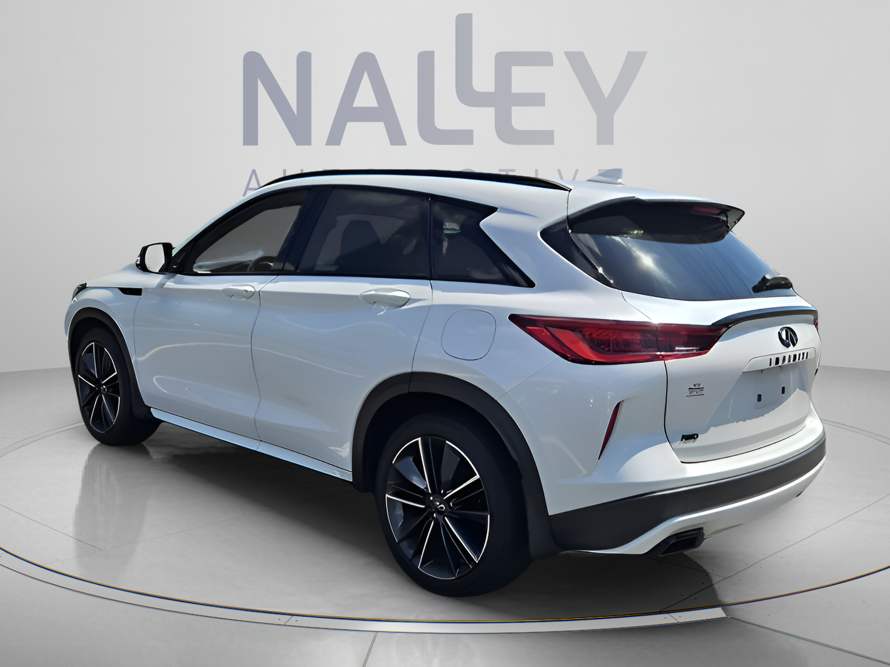 Used 2025 INFINITI QX50 Sport AWD/4WD image 3