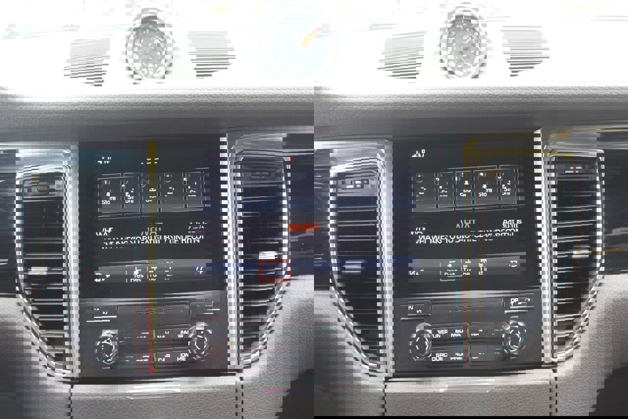 Used 2017 Porsche Macan image 7