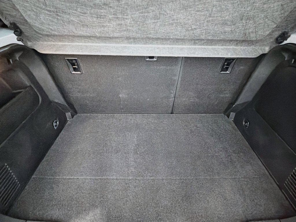 Used 2019 Chevrolet Trax LT w/ LT Convenience Package FWD image 22