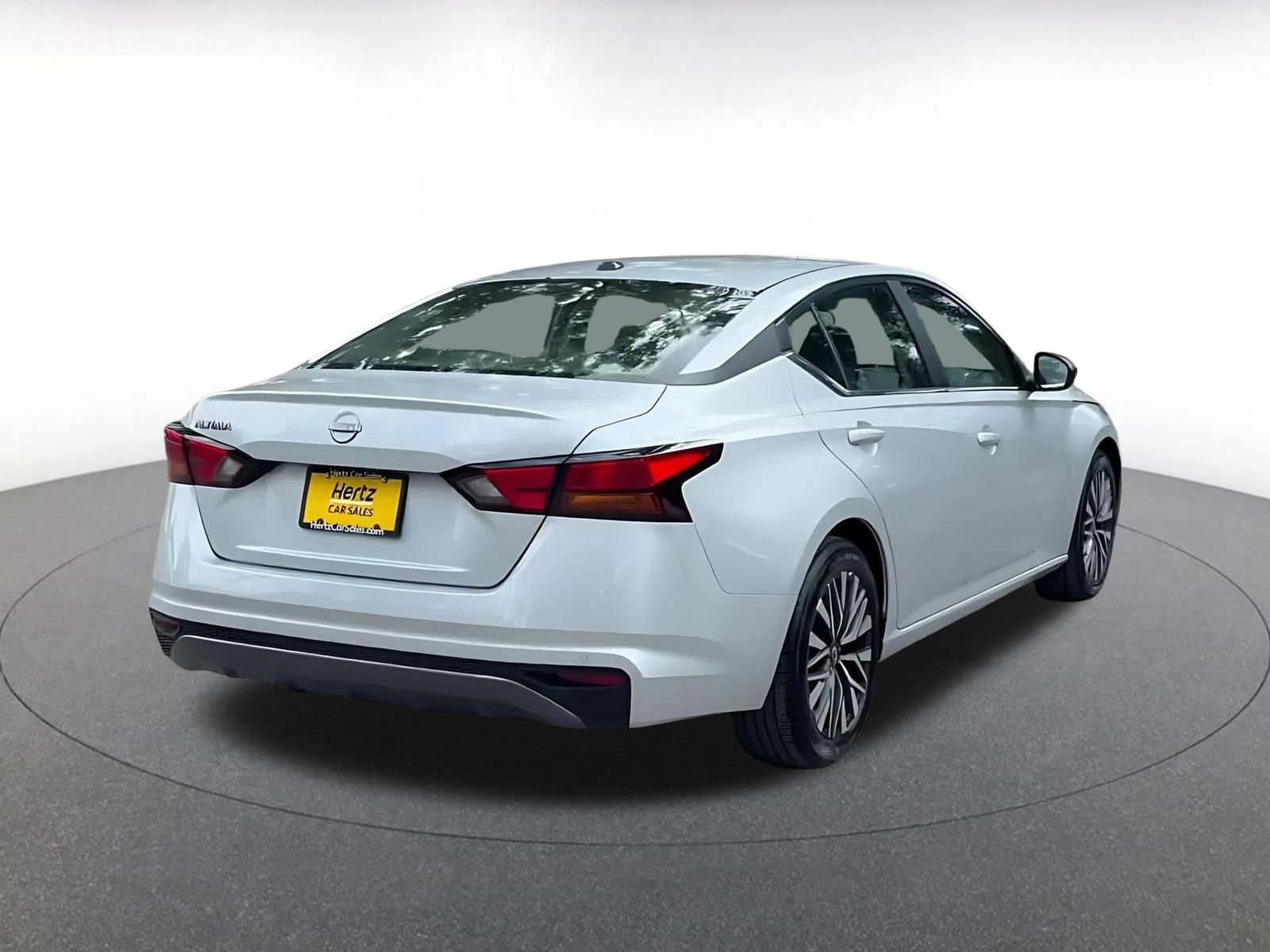 Used 2026 Nissan Altima 2.5 SV FWD image 14