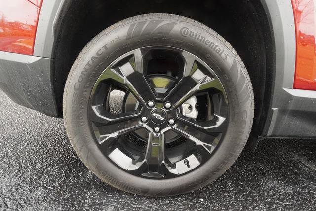 Used 2025 Chevrolet Equinox LT w/ Convenience Package II image 42