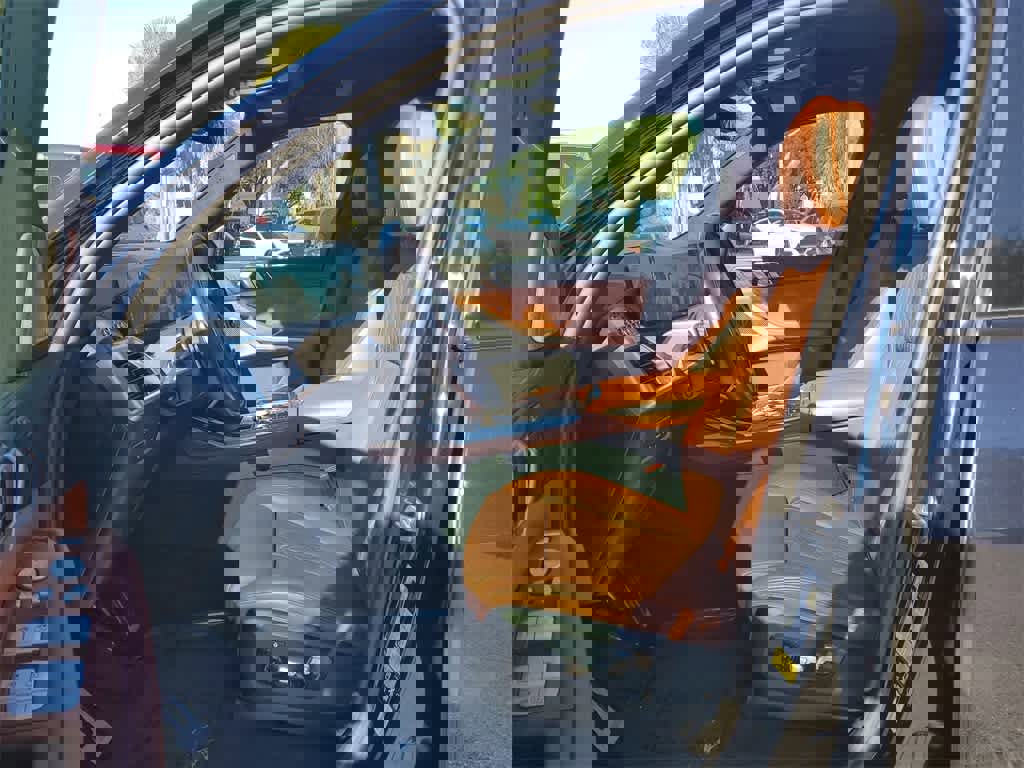 Used 2024 BMW X7 M60i w/ Executive Package image 23