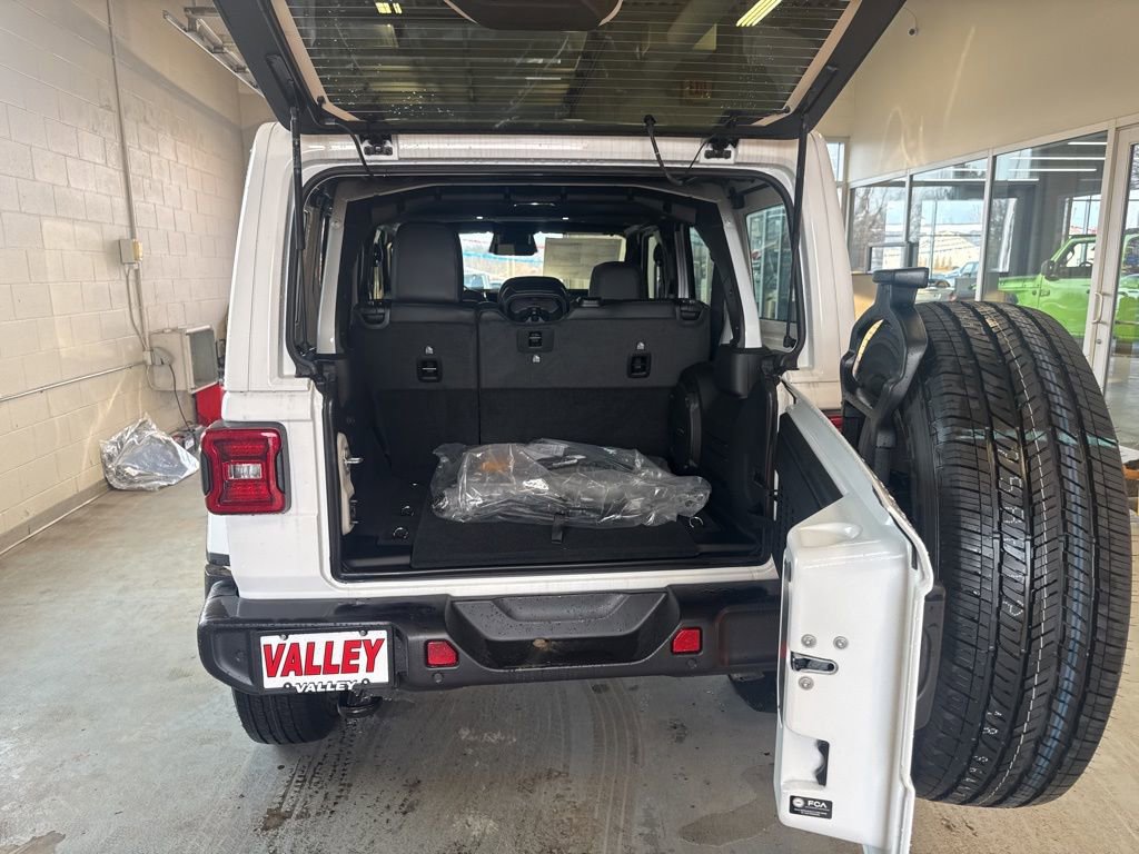 New 2026 Jeep Wrangler Sahara image 43