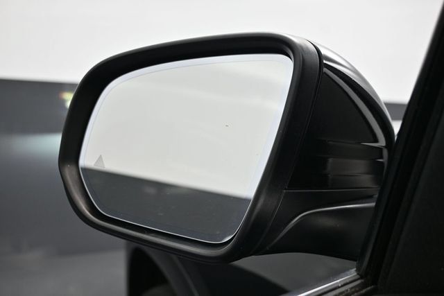 Used 2021 Mercedes-Benz GLE 350 w/ Premium Package image 4