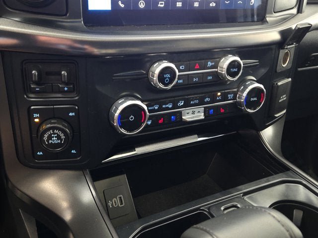 Used 2025 Ford F150 Lariat AWD/4WD image 27