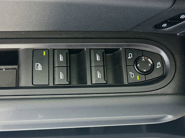 Used 2025 MINI Cooper Countryman S w/ Comfort Package Max image 17