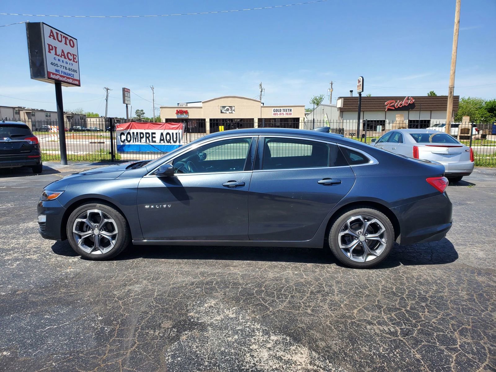 Used 2020 Chevrolet Malibu LT FWD image 22