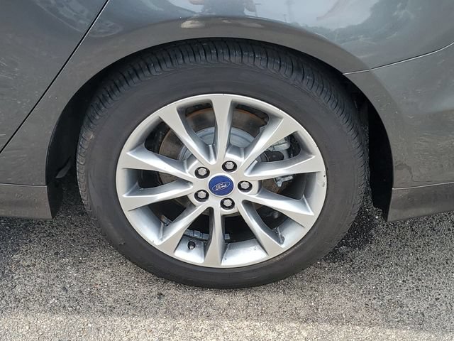 Used 2017 Ford Fusion S FWD image 28