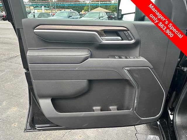 Used 2025 Chevrolet Silverado 3500 LT image 13