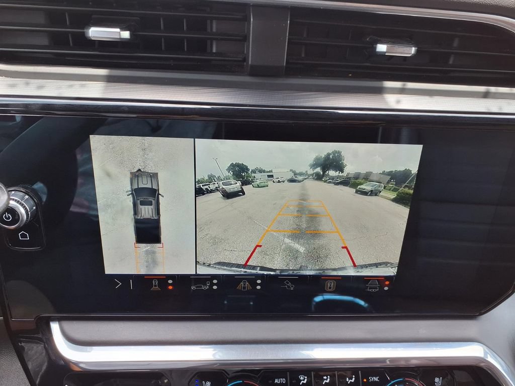 Used 2024 GMC Sierra 2500 Denali Ultimate AWD/4WD image 31