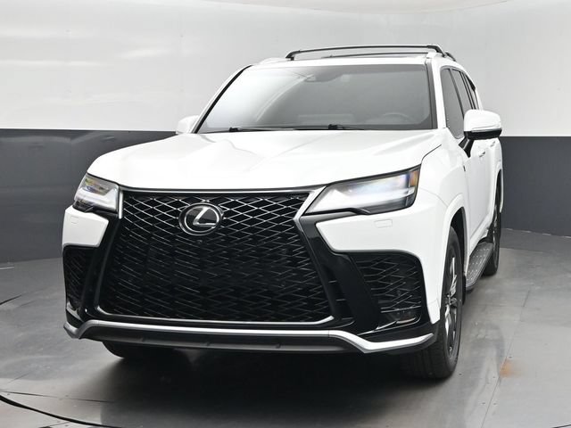 Used 2023 Lexus LX 600 F Sport w/ Accessory Package (Z1) AWD/4WD image 6