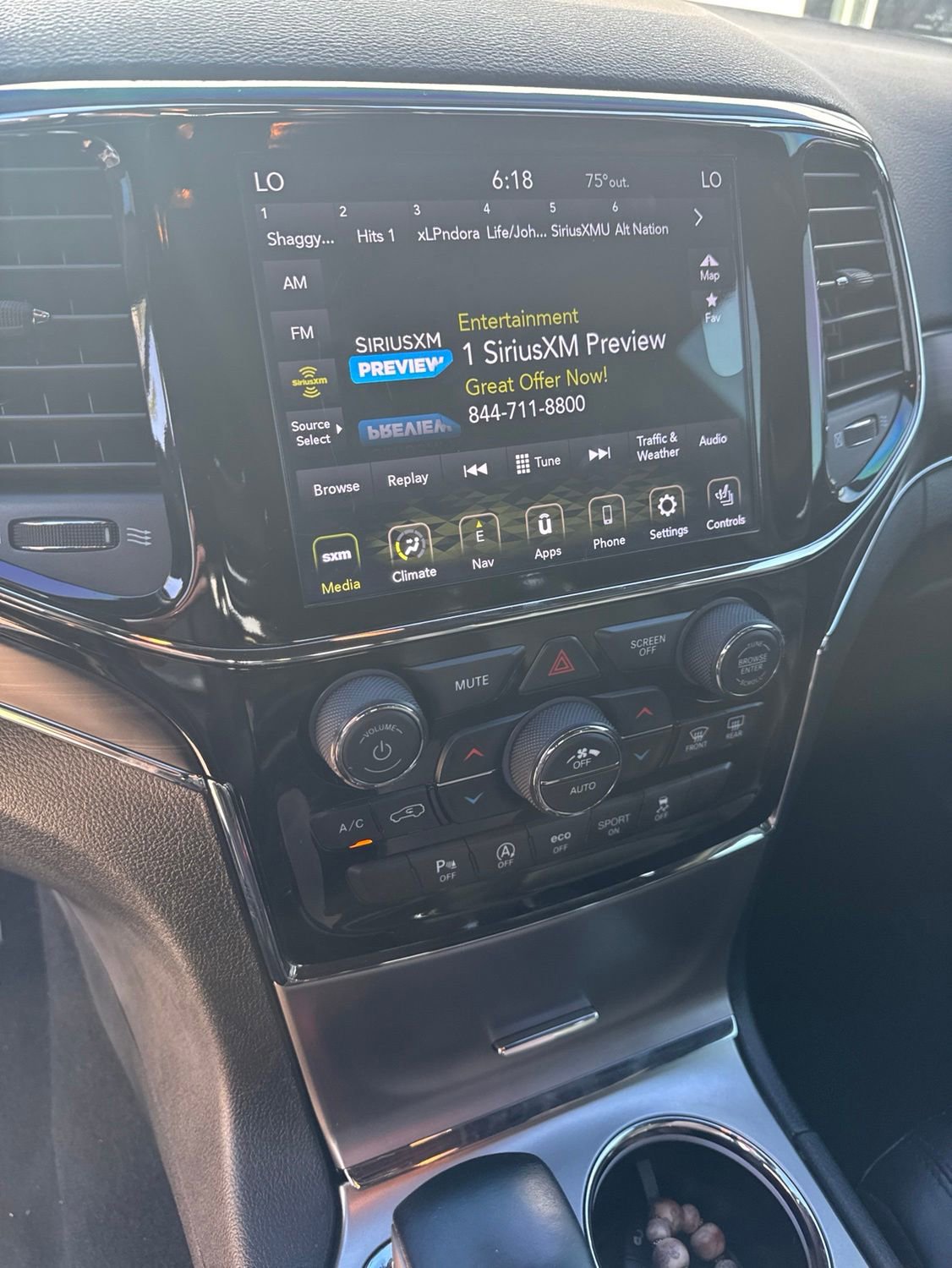 Used 2020 Jeep Grand Cherokee Limited w/ Premium Lighting Group AWD/4WD image 14