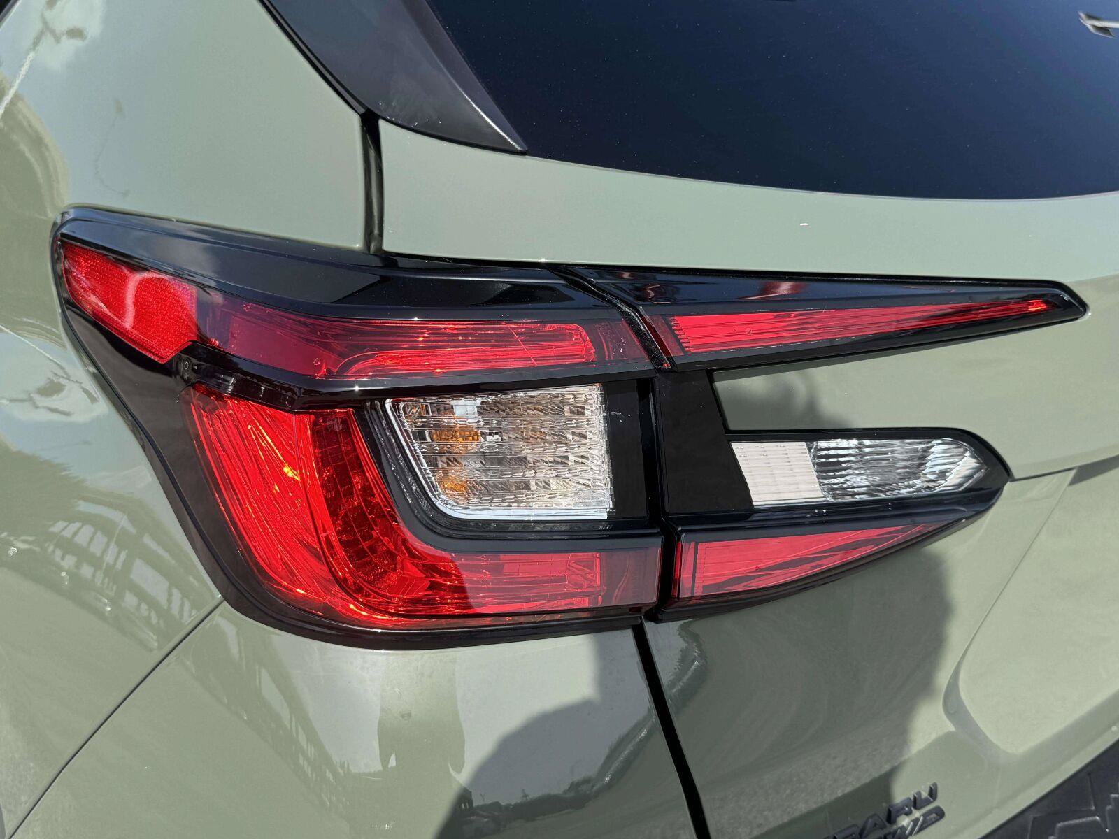 Used 2026 Subaru Crosstrek 2.5i Limited AWD/4WD image 14